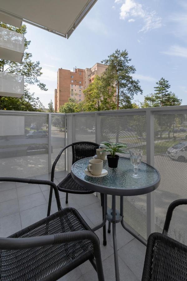Comfy Apartment Pachonskiego With Parking In Krakow By Noclegi Renters מראה חיצוני תמונה